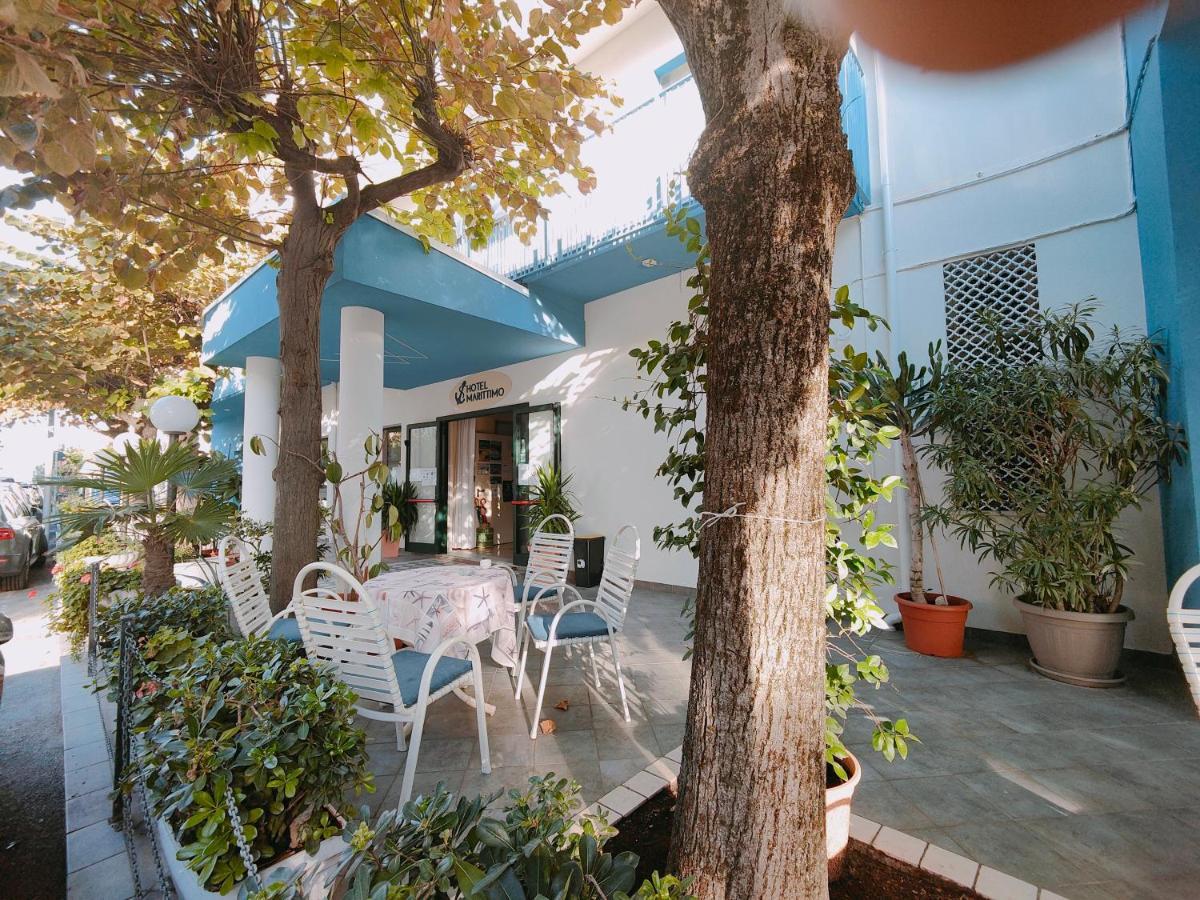 Hotel Marittimo Rímini Exterior foto