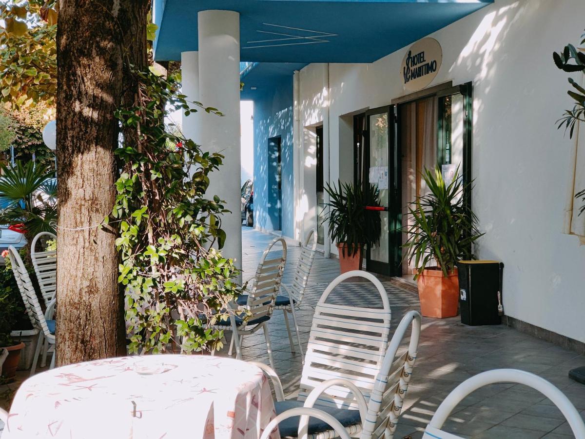 Hotel Marittimo Rímini Exterior foto